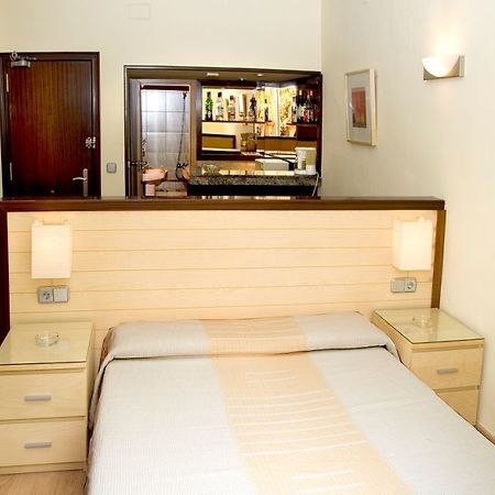 Apartamentos Alos Barcelona Ngoại thất bức ảnh
