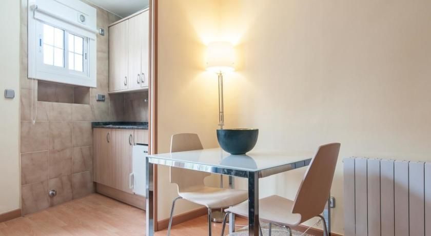 Apartamentos Alos Barcelona Ngoại thất bức ảnh